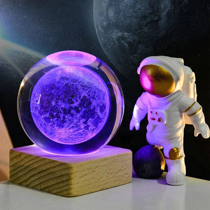 MoonCrystalBall™ -creëert een kosmische sfeer in elke kamer