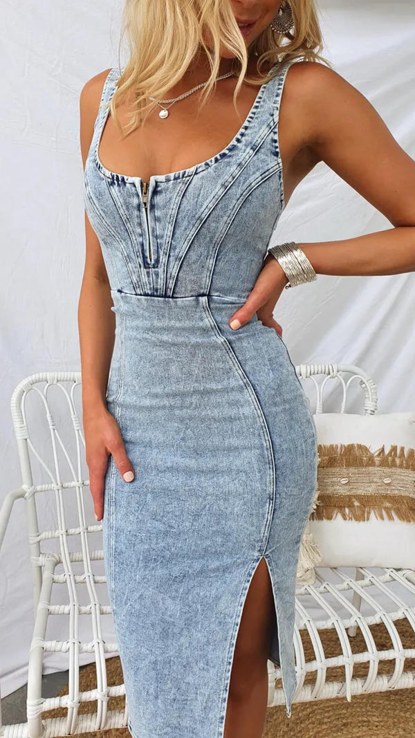 Dener™ - Denim Midi Jurk Met Split en Gestikte Details